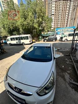 هیوندای ئەکسنت
